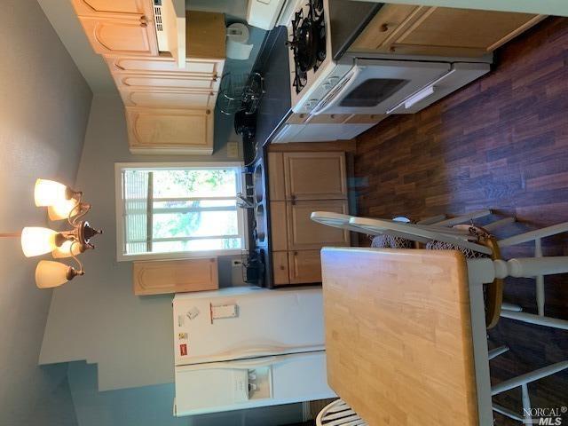 Building Photo - 5524 Single Springs Dr