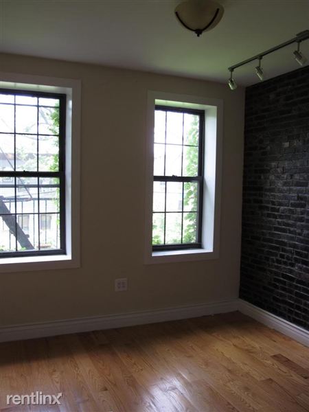 Building Photo - 1563 Dekalb Ave