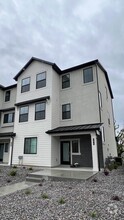 Building Photo - 594 S 900 W