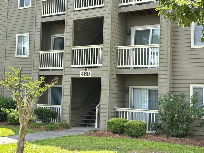 Foto del edificio - 2 Bedroom 2 bath on bottom floor at Myrtle...