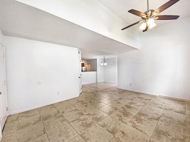 Building Photo - 1345 Crystal Way