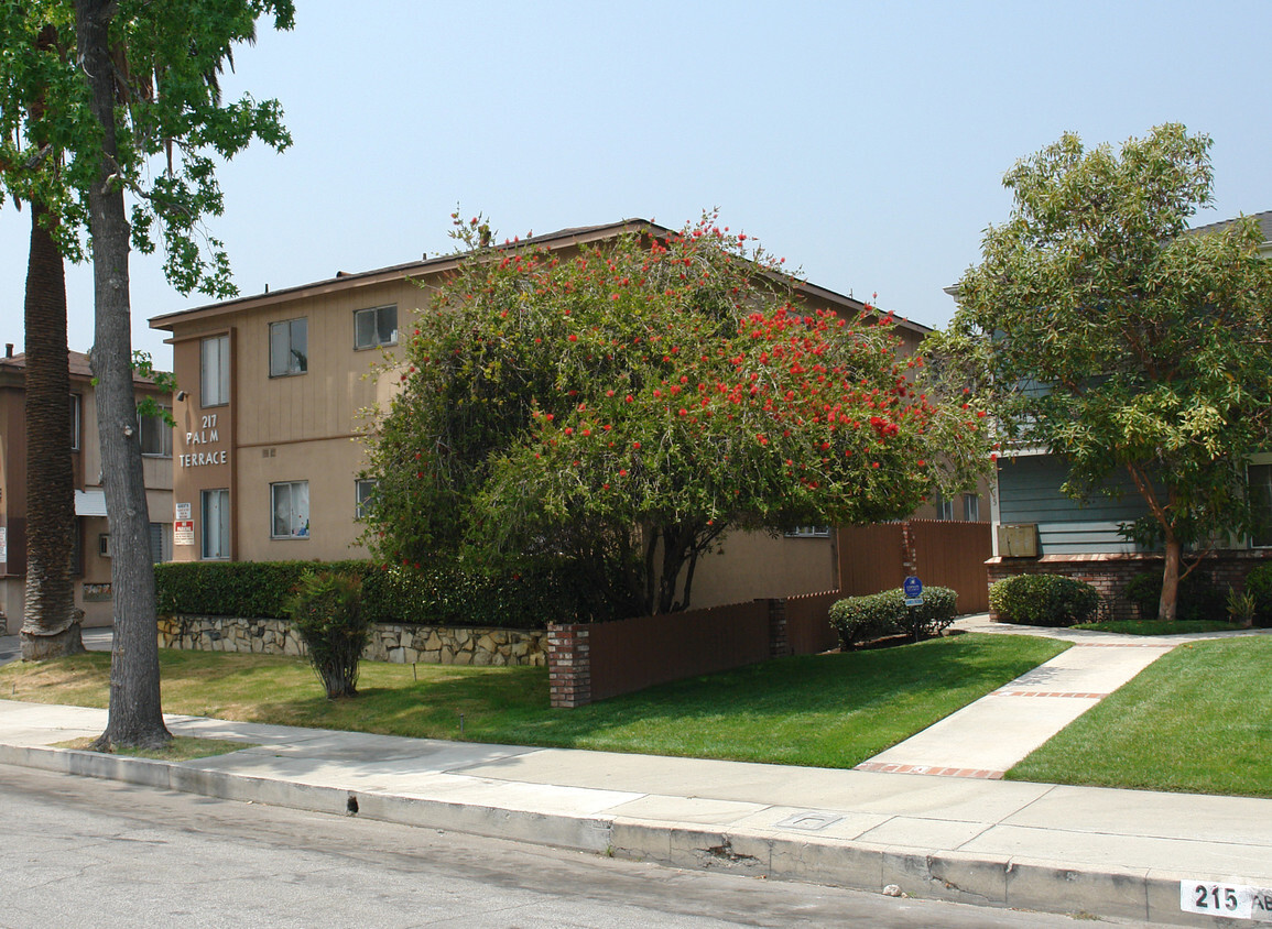 Building Photo - Palm Terrace Apartments