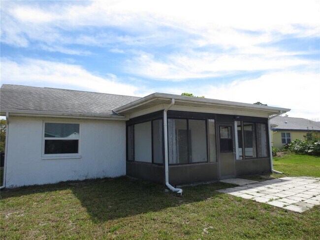 Foto del edificio - 1676 Caledonia Dr