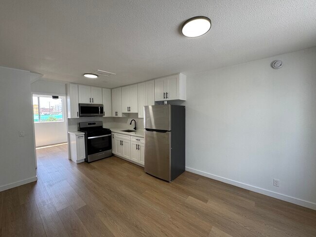 Foto del edificio - 619 N Kingsley Dr