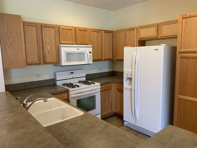 Foto del edificio - 2305 Aurora Dr