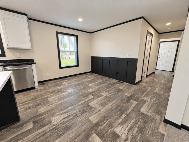 Foto del edificio - 2315 Ironwood Dr