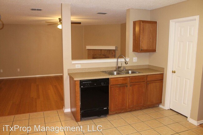Building Photo - 4 br, 2.5 bath House - 1837 Ramada Trl