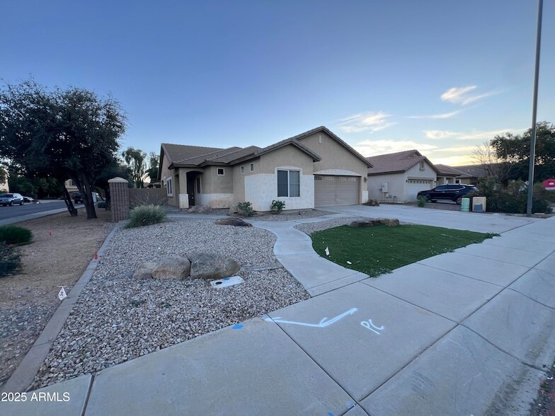 Photo - 1961 E Shannon Street Unit