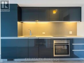 Building Photo - 20 Gladstone Ave