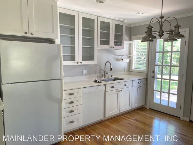 Foto del edificio - 2 br, 1 bath House - 11273 SW CAPITOL HWY