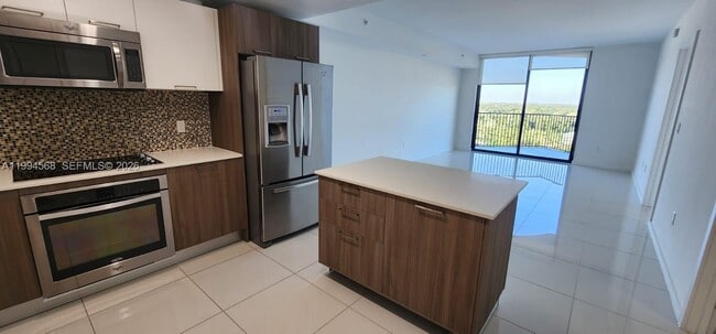 Building Photo - 5300 Paseo Blvd