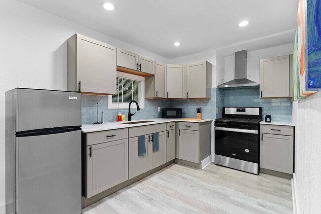 Foto del edificio - 412 Harwood St