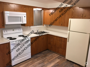 Building Photo - 812 N 700 E