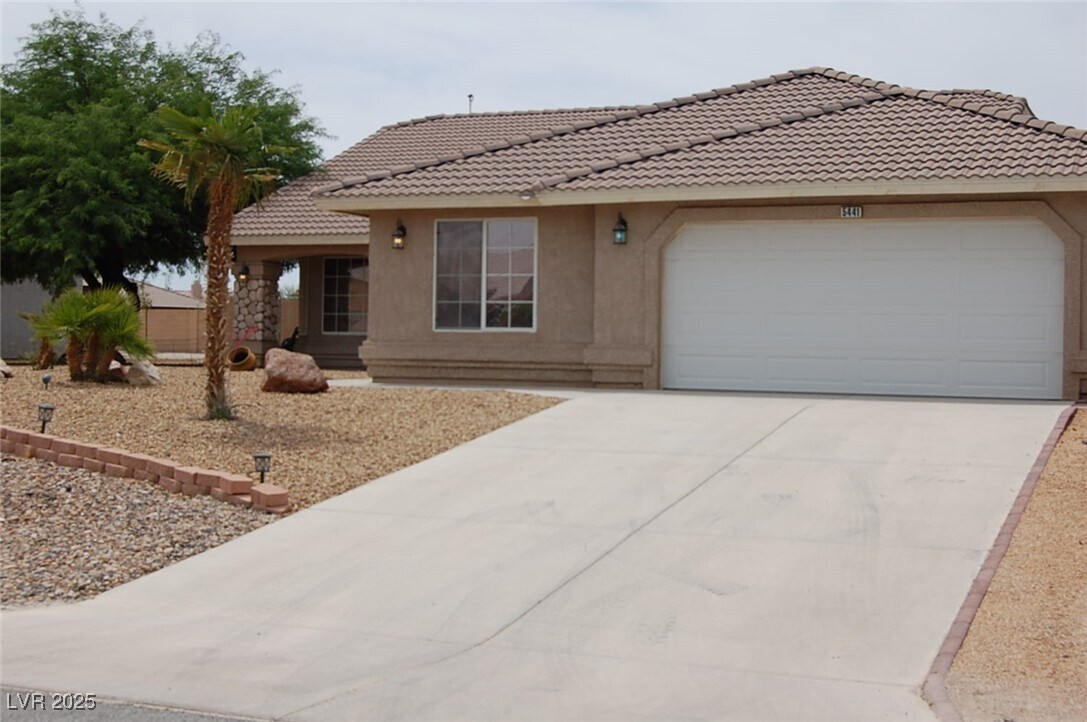 Foto del edificio - 5441 Barnwood Ct