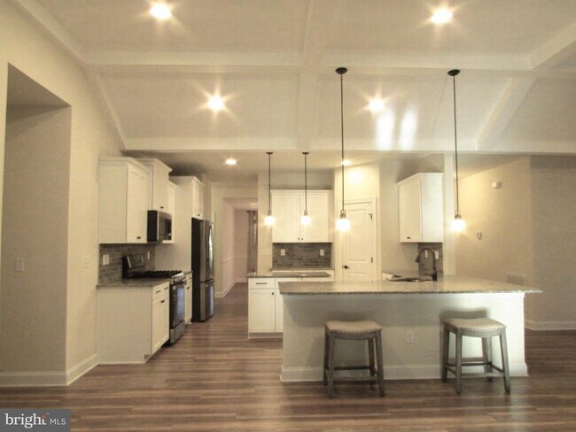 Foto del edificio - 20 Parker Dr