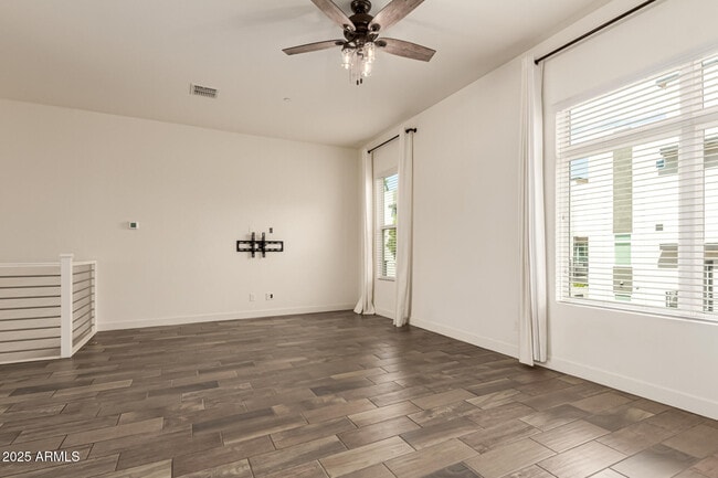 Foto del edificio - 6850 E McDowell Rd