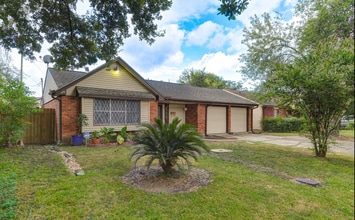 Building Photo - 518 Westshire Dr