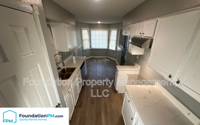 Building Photo - 5869 Scottsdale Ave