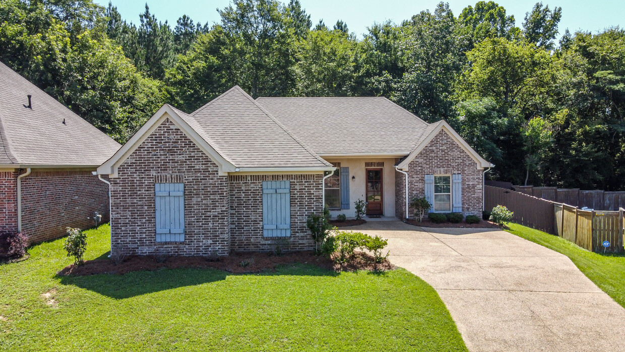 Foto principal - 316 Greengate Circle