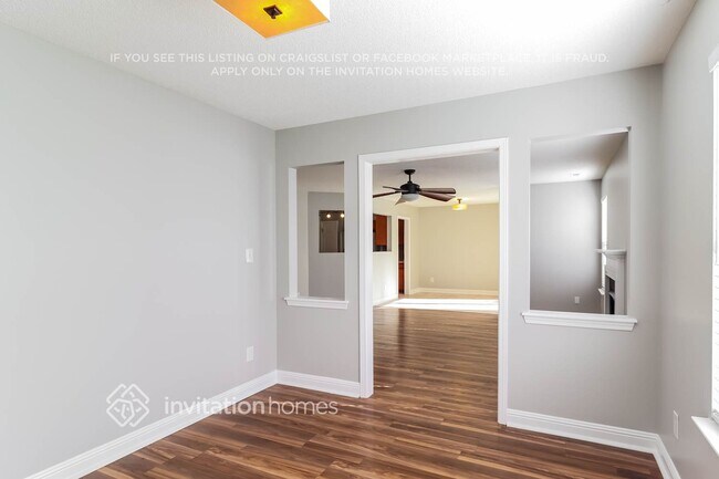 Building Photo - 3142 Blueberry Dr