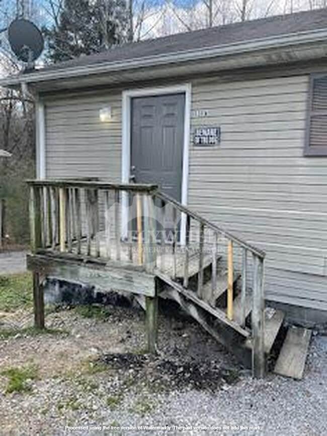 Building Photo - 128 N Poole St