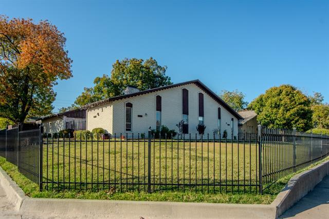 Foto del edificio - 13351 Kit Ln