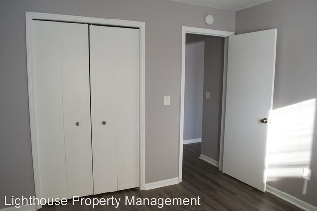 Foto del edificio - 941 Hardwick Dr SE