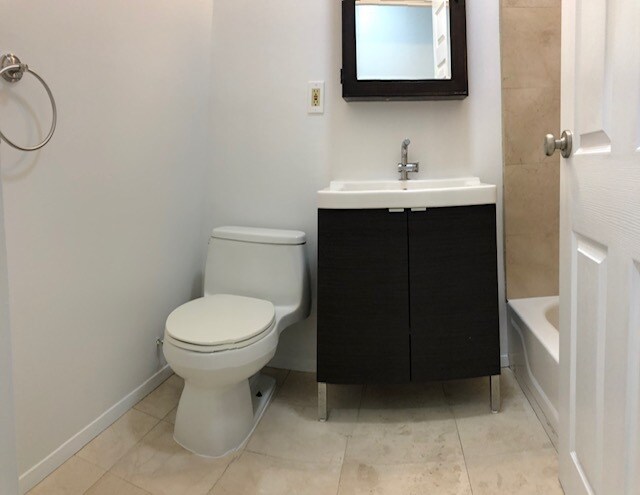 Foto del edificio - 621 E 6th St