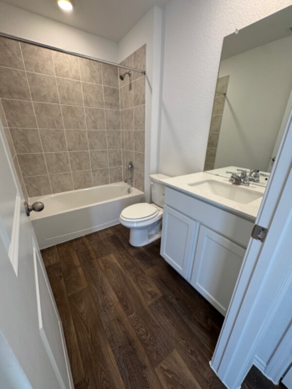 Foto del edificio - 2046 Zephyr Lily