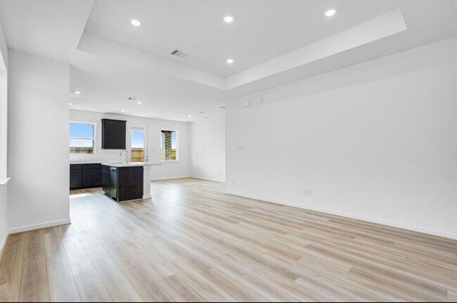 Foto del edificio - 9730 Bixby Crk Dr