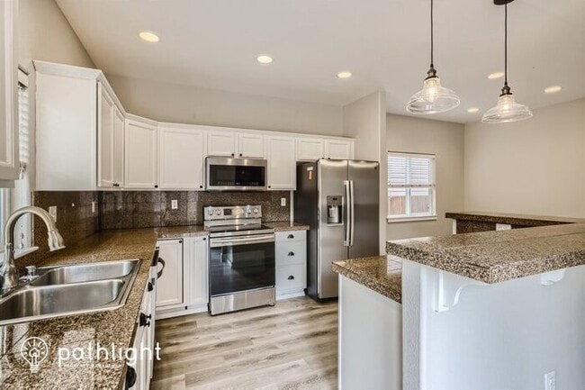 Building Photo - 11805 1st Place Southeast, Lake Stevens, W...
