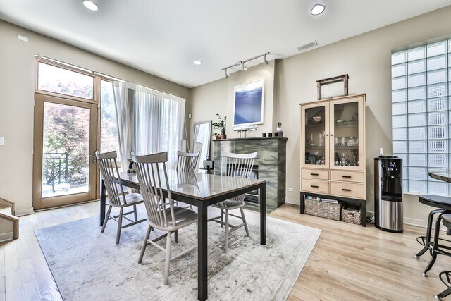 Foto del edificio - 934 N Honore St