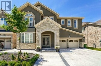 Building Photo - 498 Wettlaufer Terrace