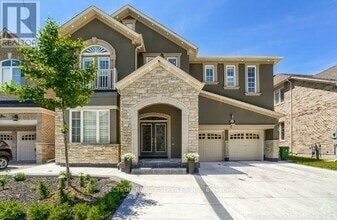 Building Photo - 498 Wettlaufer Terrace