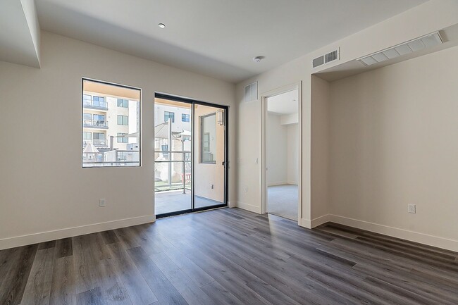 Foto del edificio - Beautiful One Bedroom in Old Town!