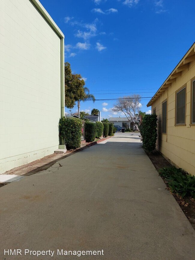 Foto del edificio - 3 br, 1 bath House - 11054 Pipeline Ave