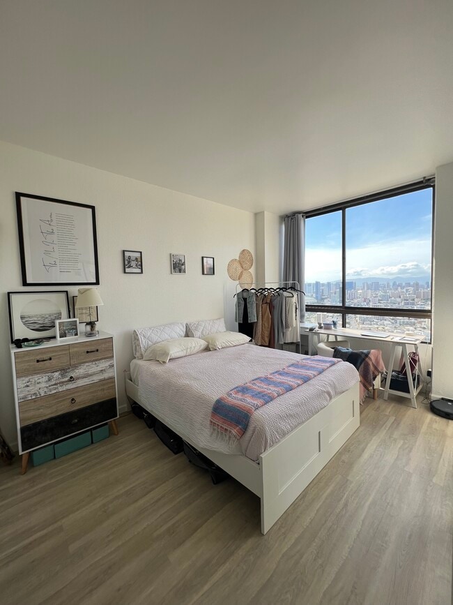 Photo - 2499 Kapiolani Blvd Apartment