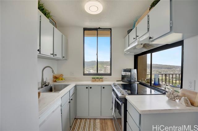 Foto principal - 2121 Ala Wai Blvd