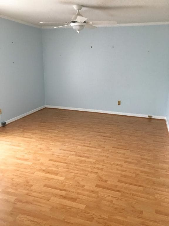 Building Photo - 3600 Chateau Dr