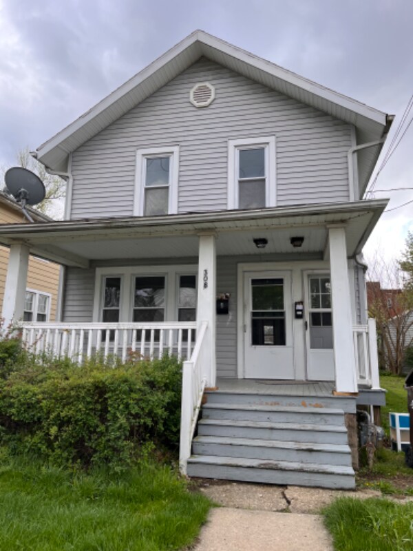 308 Mc Clure Ave Unit B, Sharon, PA 16146 Room for Rent in Sharon, PA