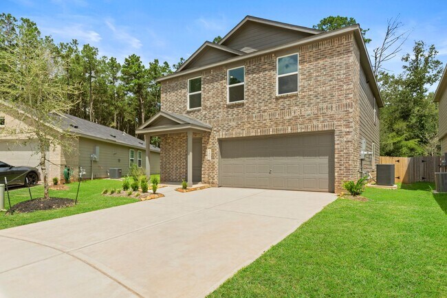 Building Photo - Stunning New Build in Conroe