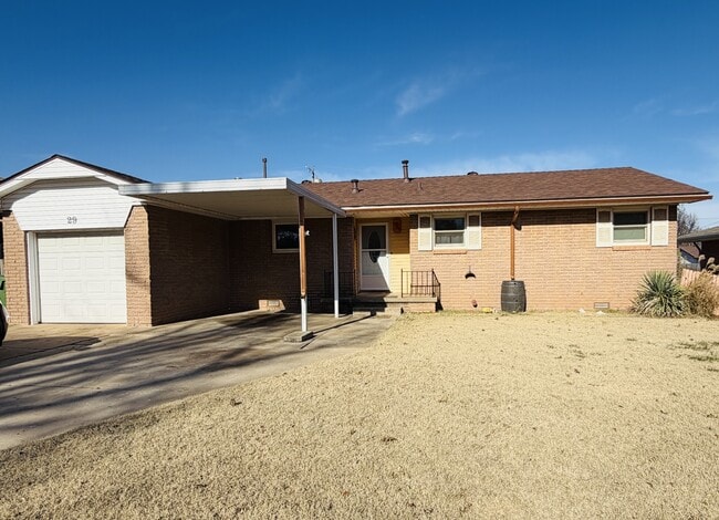 Building Photo - 29 Glenda Dr