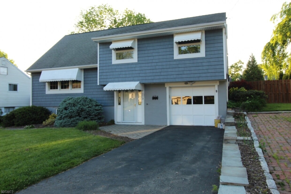 273 Perry St, Dover, NJ 07801 House Rental in Dover, NJ