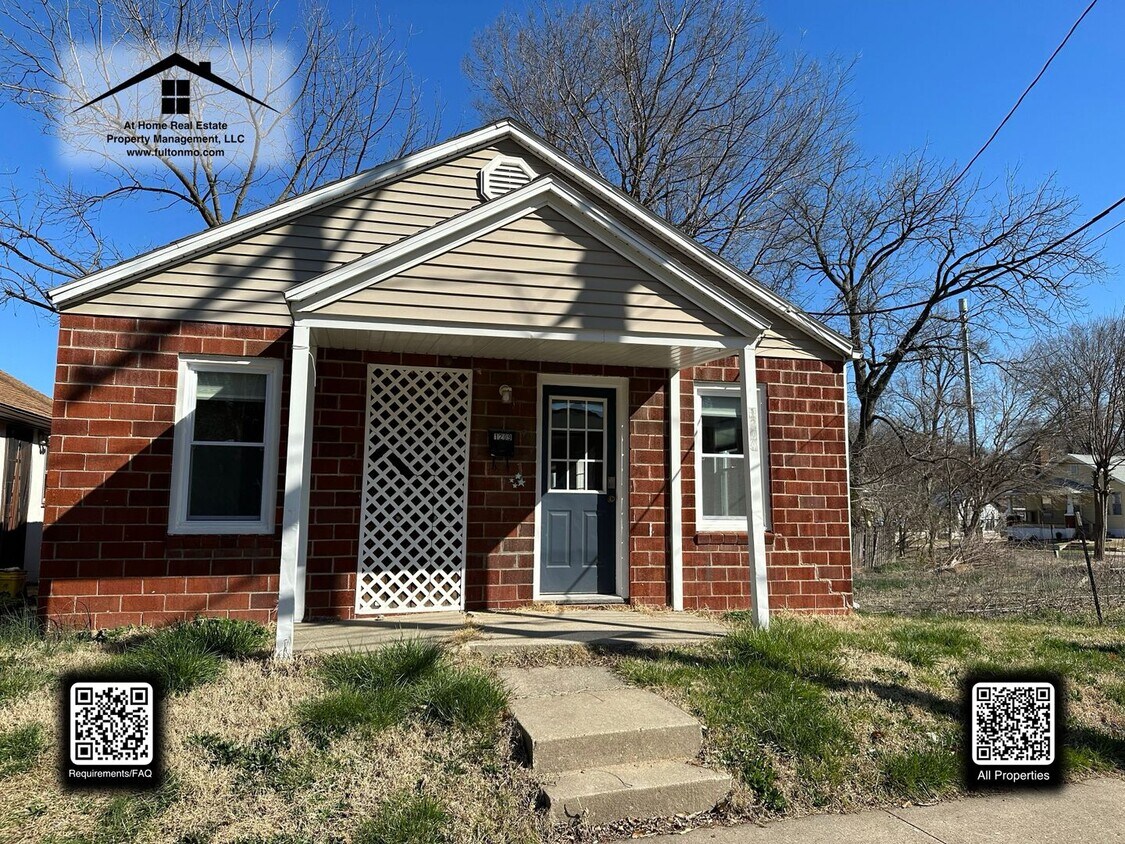 Primary Photo - 1209 E Ash St