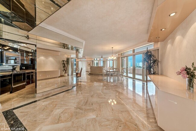 Foto del edificio - 300 SE 5th Ave