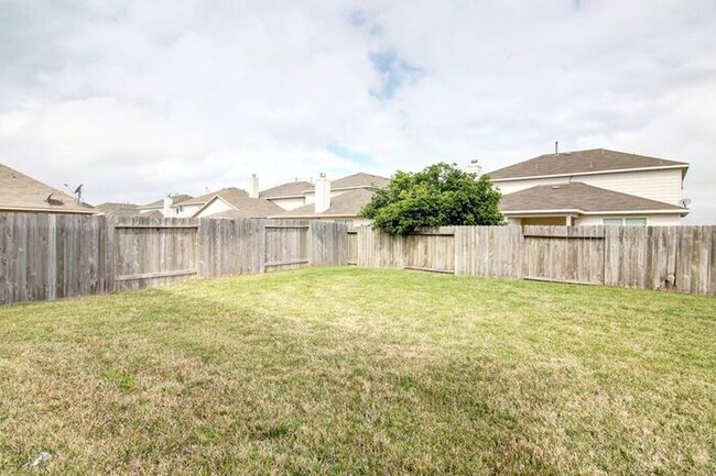 Building Photo - 19434 Dry Canyon Ct