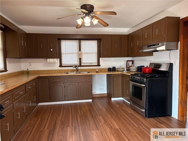 Foto del edificio - 18 Fountain St