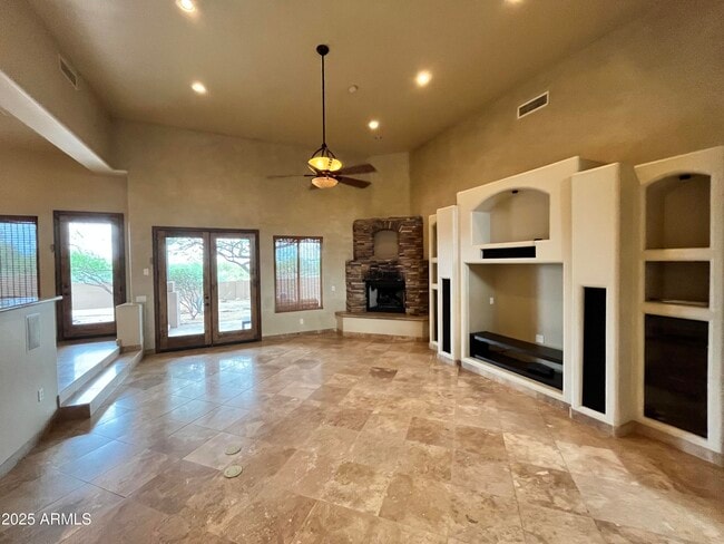 Foto del edificio - 6128 E Duane Ln