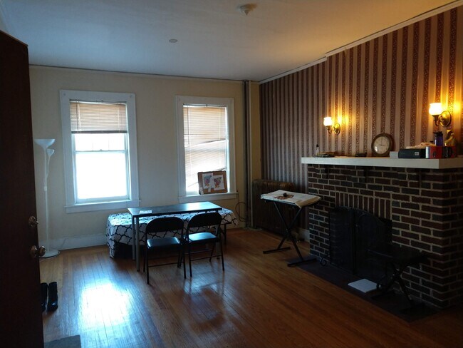 Foto del edificio - 275 Sheridan Ave