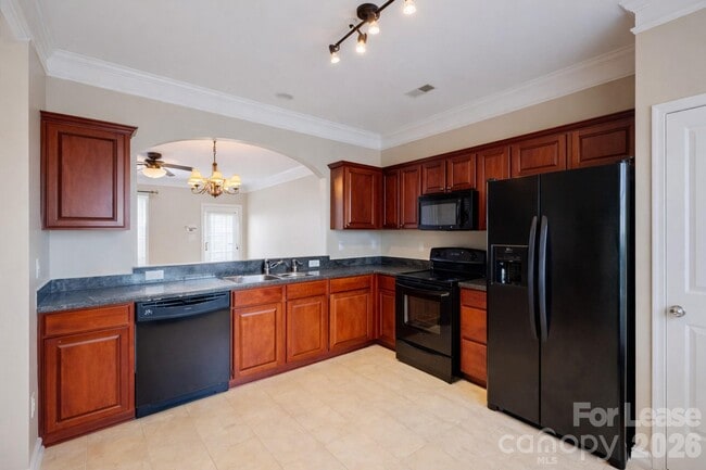 Building Photo - 9327 Greenheather Dr